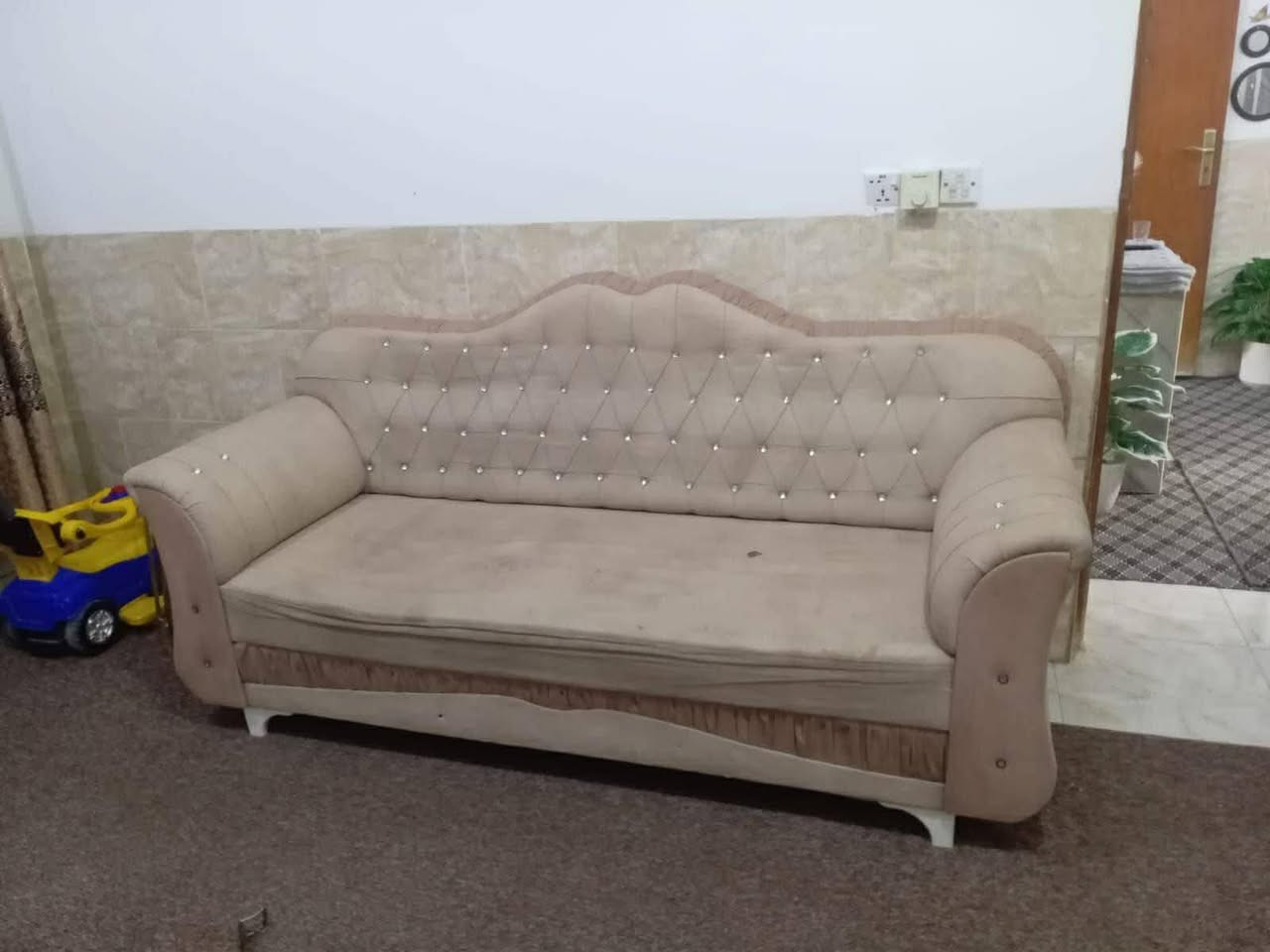 تخم مستعمل للبيع سعر 200وبي مجال لل150
العنوان :كوت زين القوس شارع جوبه


**إذا كنت صاحب هذا الإعلان وتريد حذفه لأي سبب، رجاءا أرسل رسالة إلى الدعم الفني**