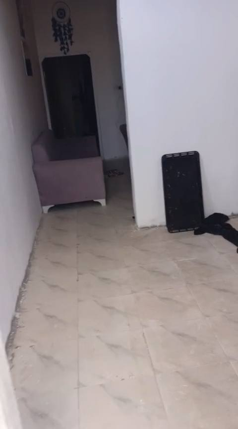 بيت ايجار 100 متر ايجاره
150 الف   خلف مجمع عماد سكر  قرب البانزين خانه الخضراء
غرفه صاله ستقبال مطبخ صحيات***********
