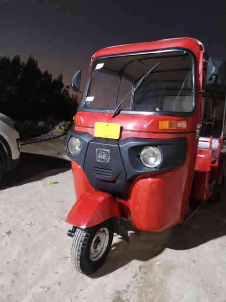 تكتك موديل 2018 بشهر السادس اوراق كامله اصولية
بدون (رقم) ضفيرة امامي خلفي وباتري وبنزات وعنابير  وتخم تاير كلة جديد شرط الفحص  جادر جديد كابريتر جديد 
مكانها بغداد الزعفرانية واتساب اتصال 
 ***********
