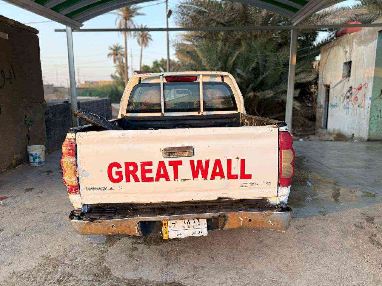 السلام عليكم كريت ويل ٢٠١١ رقم ذي قار مالكها موجود بالسماوة تحويل او وكالة السيارة علية ضريبة وغرامة ٤٥٠تنزل من السعر سيارة بيها خياسات ومكينتها بيها بخار الي تعجبة هلابي هل موجود بالفيدو والصور مكاني ديوانية ورميثة السعر ٣٣وبيها مجال الشراي وتعجبة ومال جناي السيارة مابيها شي 

***********
