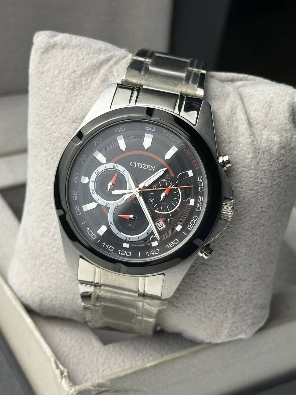 CITIZEN
كرونوغراف
كوارتز يابانية
نافذة لعرض التاريخ وعقارب مضيئة
القطر 43
تحتوي على نظام 24 ساعة
للطلب مراسلتنا على الخاص📩


**إذا كنت صاحب هذا الإعلان وتريد حذفه لأي سبب، رجاءا أرسل رسالة إلى الدعم الفني**