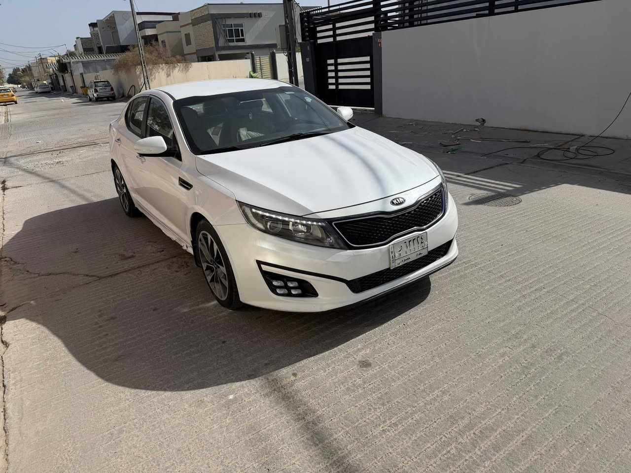 كيا اوبتما 2015 خليجي كفاله عامه ماشيه 150  ألف سياره جديده كارتون كلها بلاديه جاهزه ماعايزه برغي حداديه تخم تاير مكينه كير كله بلادي بشرط الفحص مكينه 2400  دوش بصمه تحكمات شاشه كامره حساس امامي خلفي كشتات جلد لد امامي خلفي سياره ع وضع الشركه تجي وتشوف بعينك  السونار بالمنشور السعر 148 $ رقم ***********
