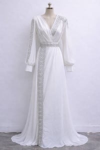 ملابس • جديدة • للبيع