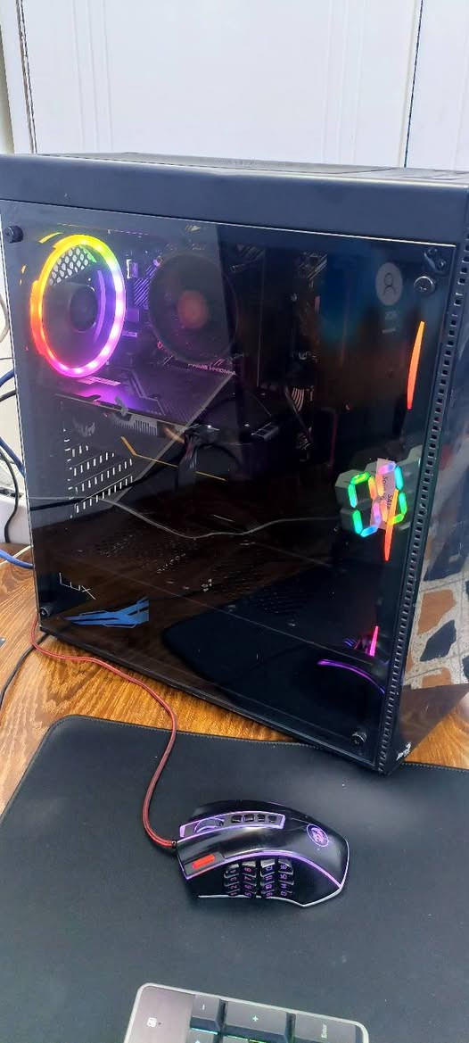 سلام عليكم سيت اب كامل 

مكون من 
كيس
مواصفات 
I5 10400f+fan cooler master 
Mb. Asus PRIME H410M-K
Gpu gtx 1660 ti ASUS TUF Gaming
Ram 2x8 16 gb 3200 بدون ارجيبي 
Ssd 240 gb
Hdd 1tb 7200rpm 
Power supply 550 w lux
Case Aero cool 4 fan RGB 
شاشة شاومي حجم ٢٤ 
٧٥ هرتز 

يوبي اس ماكسيما بطاريات بحاله جيده 1500va

ماوس ريد دراكن
كيبورد ريد دراكن 
ماوس باد اسود القياس الكبير 

دركسون pnx v3 pro 

السعر ٧٥٠ متوفر توصيل ابيع كامله مابيع منفصل


**إذا كنت صاحب هذا الإعلان وتريد حذفه لأي سبب، رجاءا أرسل رسالة إلى الدعم الفني**