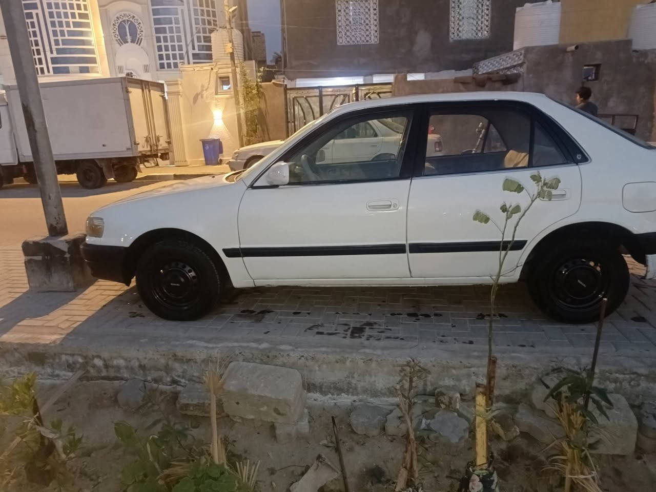 السلام وعليكم كورلا موديل 95 سياره جديده مكفوله من الضربه عضمته كلش حلوه گير ومحرك توه شادهن مرشوشه جماليه فقط ورقم بصره وراعيها يريد تحويل سعرها 45 وبيها مجال بصيط ومكاني زبير ***********
