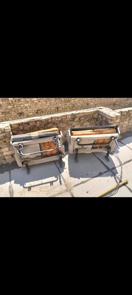 السلام عليكم عندي كشنات ليفان باص ١٠ راكب موديل ٢٠١٤ بحاله جيده بس عوزهن دوشمه لايوجد فيهن كسر الي يفيدنه يتصل على الرقم ***********
