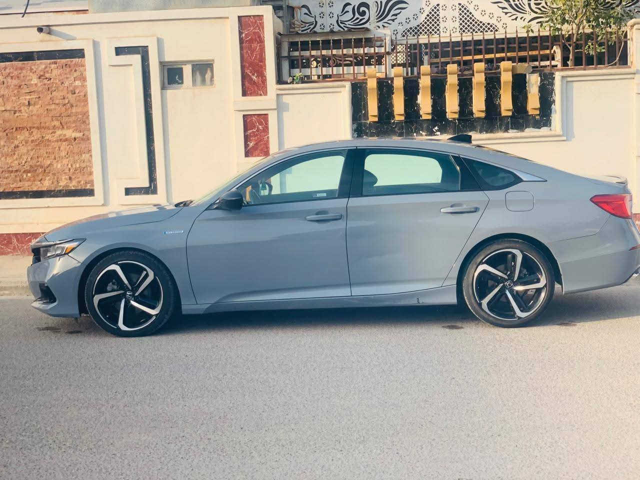 هـونـدا اكـورد ⚡️ 🌟
وارد أمريكي هايبرد السونار وصور الحادث بالمنشور 
فول مواصفات  موديل 2022
محرك 2000 تنفس طبيعي 
🔹 السعر المطلوب — 165$ بيها مجال

المواصفات 
🔹 لون سـمـنـتـي
🔹 شاشة كـار بلاي
🔹 بصمة ابواب 
🔹 بصمة تشغيل 
🔹 تشغيل عن بعد 
🔹 صرف اقتصادي جداً 
🔹 تبريد عالي جداً
🔹 قيادة ذاتية
🔹 كـير دكم بيانو 
🔹 كـير 
🔹 فول تحكم ستيرن + شفتات ستيرن 
🔹 كشن كهرباء 
🔹 رادارات 
🔹حساسات خلفيه 
🔹قياده ذاتيه 
🔹 تحديد مسار + مثبت سرعه  
🔹 توقف أوتوماتيكي عند الاقتراب من جسم
🔹كشنات جلد + مخمل  
🔹عداد: 110 الف كم فقط
🔹رقم المركبة: بغداد الانكليزي الجديد + هزة جديدة
🔹السيارة بأسمي تحويل مباشر 
🔹الضرر: بنيد مبدل ومصيوغ  - والباب خلف السايق بدون دواخل بدون ايرباك   
🔹كفالة: كير ومحرك 
🔹 صدر امامي خلفي جديد 

📱 للتواصل:

***********
***********
🔹 صور الحادث داخل المنشور + السونر  داخل المنشور 
كل تفاصيل السيارة مذكورة

الموقع . الانبار عامرية الصمود
