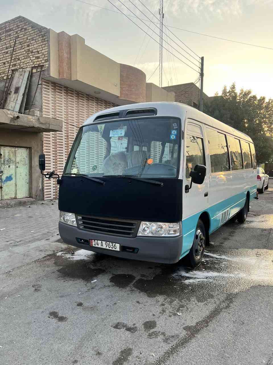 سلام عليكم كوستر موديل 2005 جاهزه مكينه وكير اكسن بيه ونه قليل خضر صبغ جماليه سياره مابيه ضربه مكفوله من ضربه وكصه تخم تاير ويل عالي تبريد درع سيبايه درع خلفي حداده وركه ضافيه كشن ستاركس بطن جديد صفاح جدد تلبيسه رقم نكليزي مداور ثاني يوم بسمي كامله صفره تاخذ سعره 210 بيه مجال رقم *********** مكانه العماره
