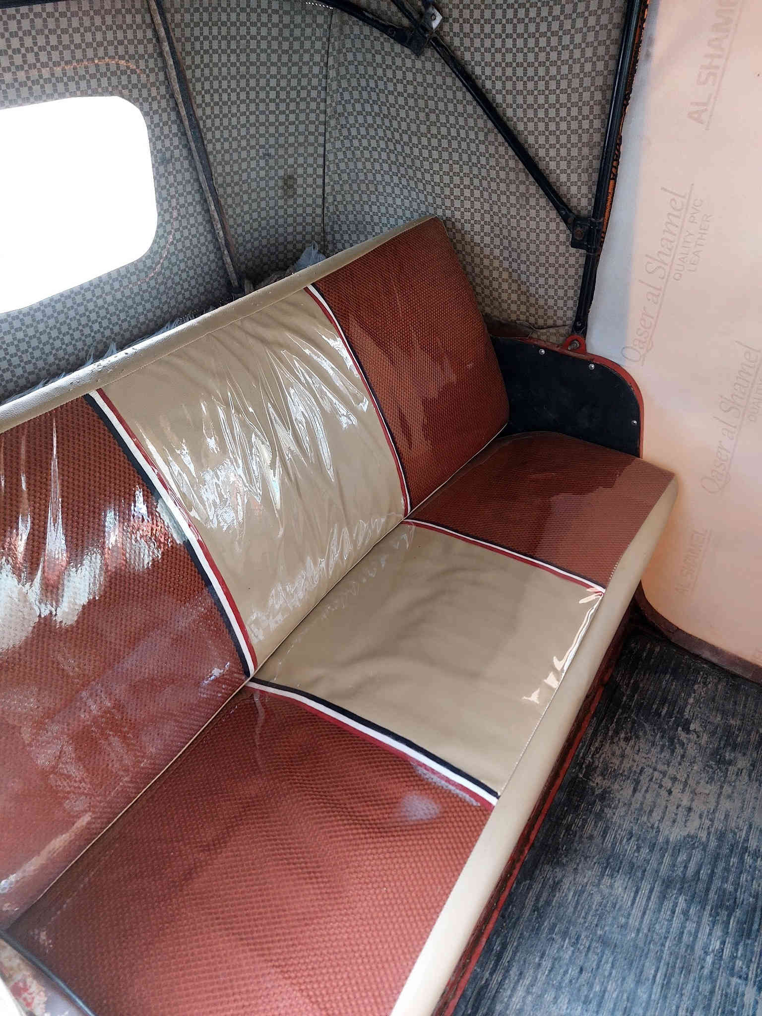 تكتك موديل ١٧ شهر ١٢ رقم بغداد انكليزي بلاديه مابيهه صبغ ولا ضربه محرك نضيف كهربائيات ودشبول كله يشتغل ع البلاد تايرات ٣ جدد مسجل جديد دوشمه جديده السعر ٤٠٠٠٠٠٠ بيهه مجال قليل العنوان بعقوبه تحرير ***********
