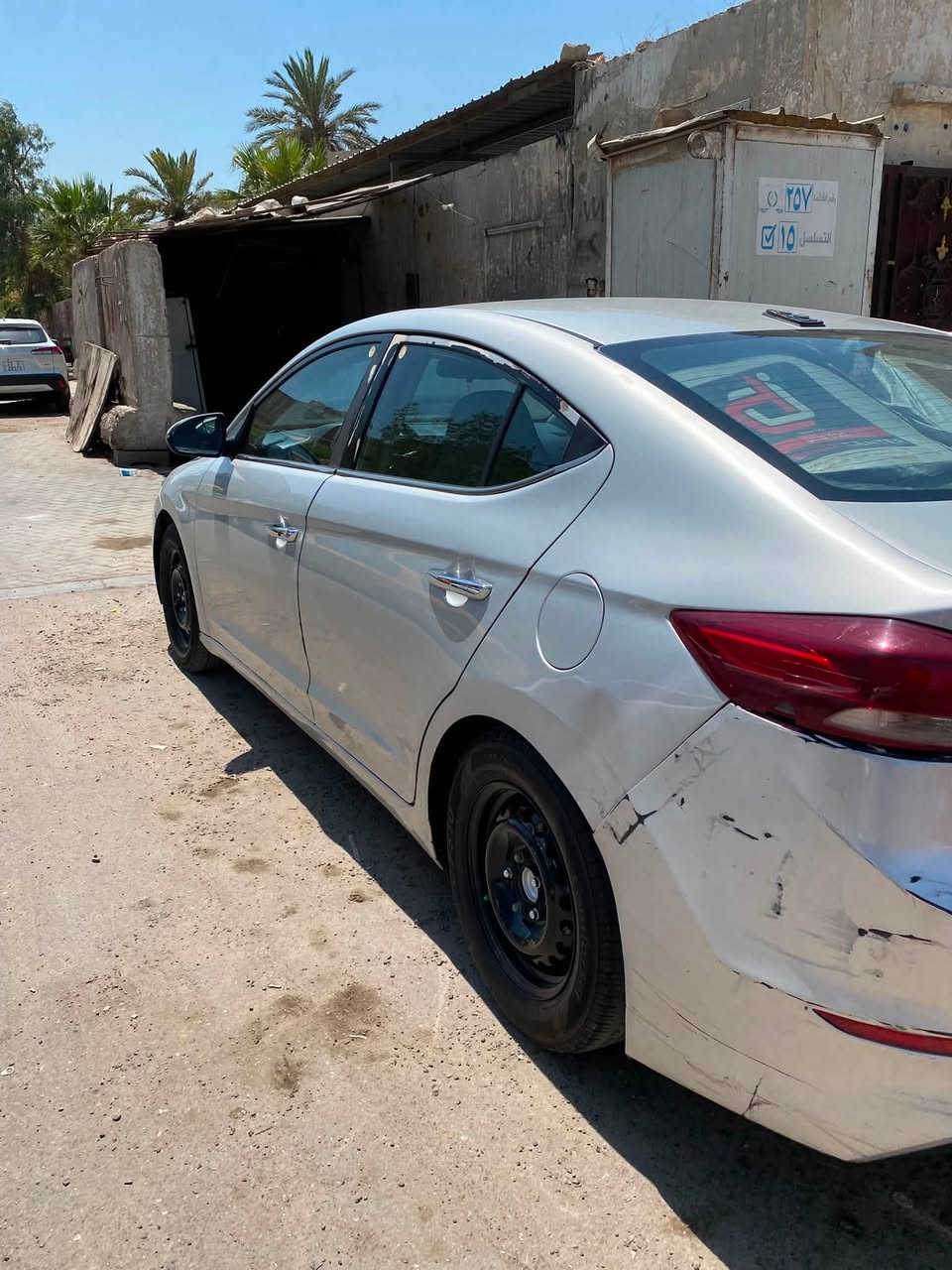 السلام عليكم النترا ١٧ للبيع حادثهه بنيد وجاملغ بامريكا وهنا جاملغ خلفي تبريد ثلج كير مكينه مابيهه نقص ب٩٠ وبيها مجال قليل 

 *********** مكاني بغداد زعفرانية
