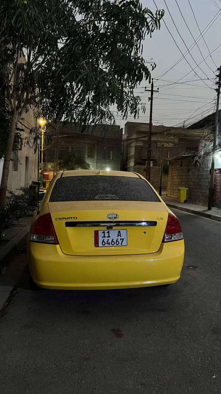 سلام عليكم سبكتره مديل 2008 سياره خليجيه كفاله من ضربه وتبديل مكينه 16000 مكينه وكير كفاله دواخل جديده تخم تاير وحداده كله جديد سياره مال جناي رقمها بغداد وبسمي تحويل ثاني يوم مكاني بصره 
***********
سعرها 85 وبيه مجال اخوان اعيد واكرر سياره مال جناي

