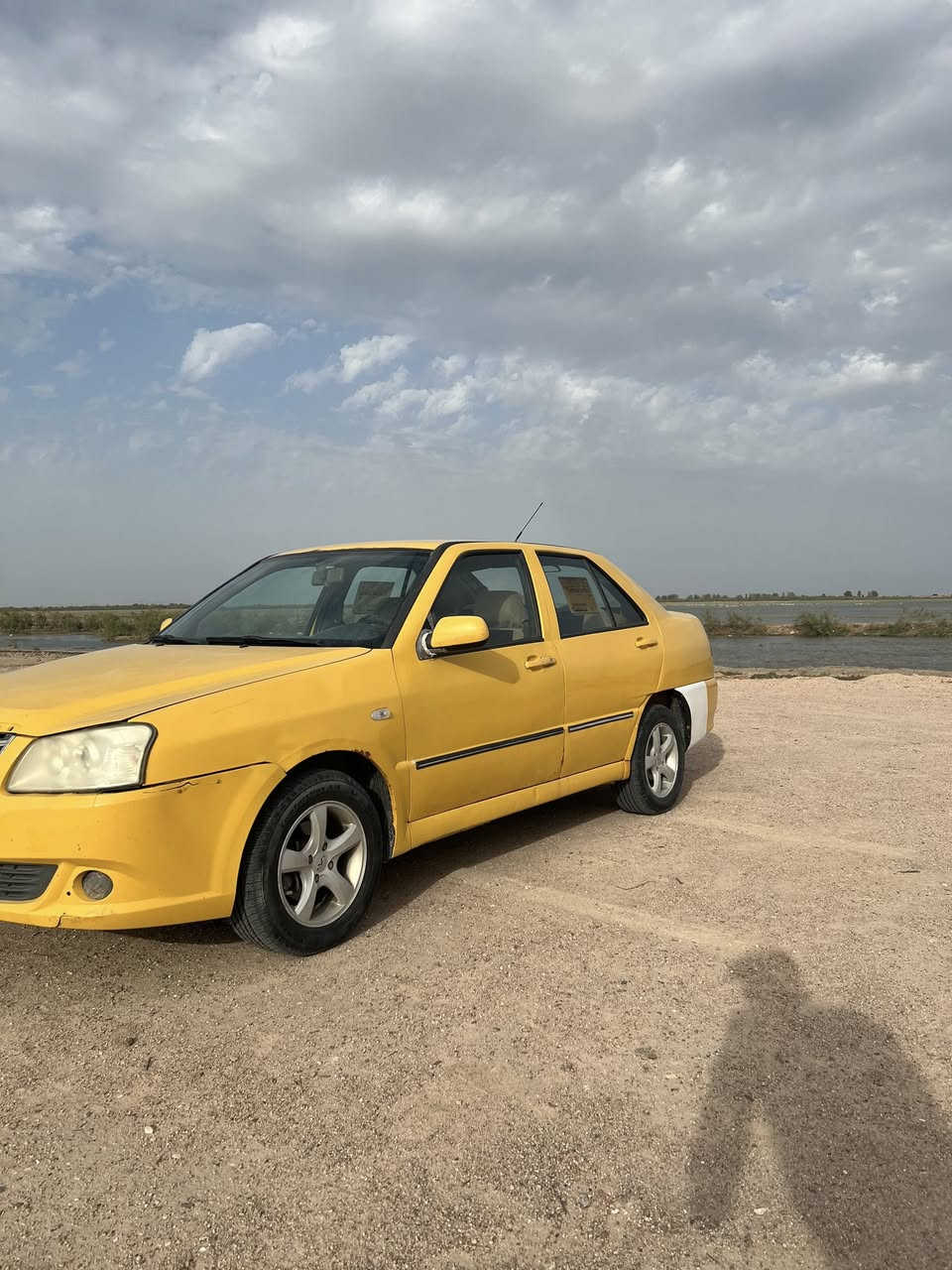 سلام عليكم شيري كوين مديل 16 بسمي مصفره هيئه سنويه 29 سياره جاهزه تبريد حداديه من كلشي العنوان البصره التنومه *********** السعر 38 بيها مجال
