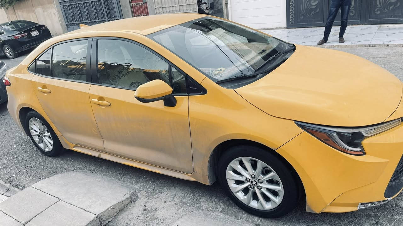 السلام عليكم تويوتا كورولا للبيع ضرر السياره بونيد مبدل فقط بدون دواخل بدون ايرباك ماشيه 71 الف مواصفات le السعر200 للاستفسار الاتصال بالرقم التالي***********
