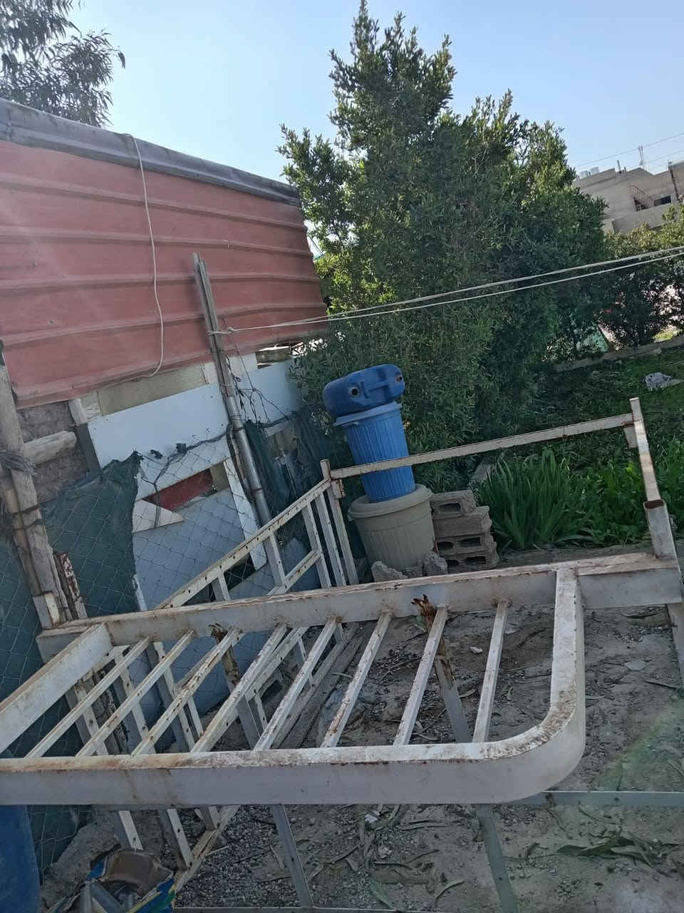 اغراض للبيع  كلمن وسعر الاستفسار جنجه مال كيا حمل دبال قماره السعر 150 للأتصال على الرقم يوجد واتساب ***********

