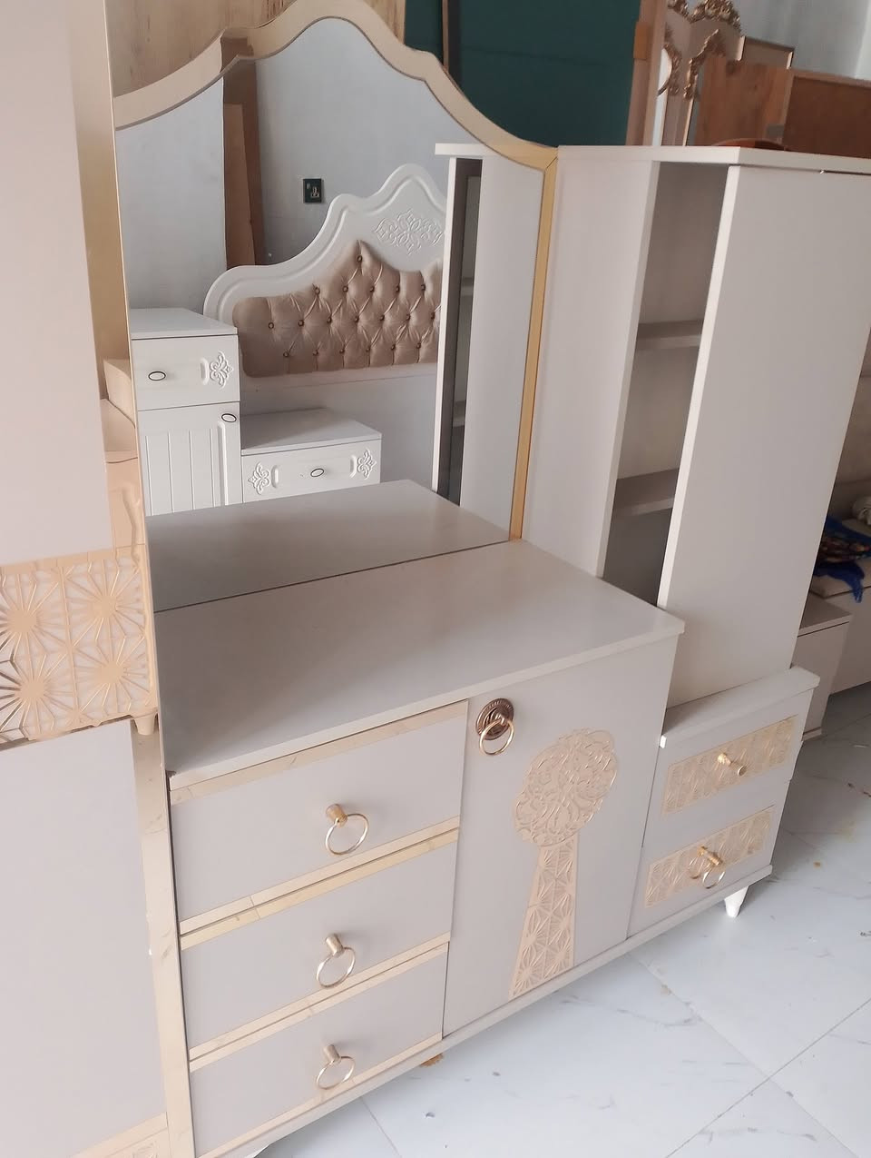 مشاء الله 9قطع كنتور 8باب موديل حديث جلولاء سوق السبت توصيل موجود


**إذا كنت صاحب هذا الإعلان وتريد حذفه لأي سبب، رجاءا أرسل رسالة إلى الدعم الفني**