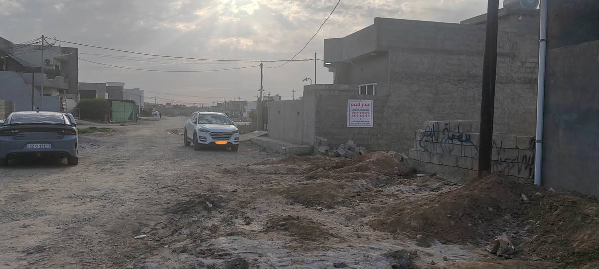 قطعة ارض زراعي للبيع
مساحة 225 متر واجهة 11.4
بي مجال ينباع نصفين 
السعر 75 مليون
العنوان حي الواسطي سايدين محطة الواسطي ثالث فرع على اليمين فرع أسواق سيد رسول
للاستفسار الاتصال على الرقم *********** او *********** مكتب البياتي للعقار تسعين مقابل الفيزا التركية
