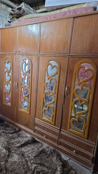 خشب عراقي • ثقيل