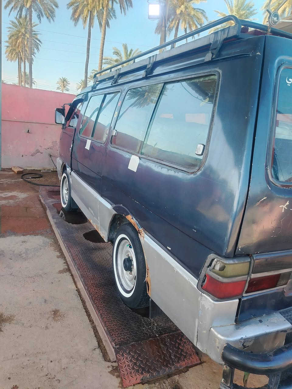 سلام عليكم  كيا بسته 95 للبيع رقم ديالئ انكليزي  كير محرك شواصي ما ناقصه شي كبل للشارع 35 وبيه مجال بسيط ***********
