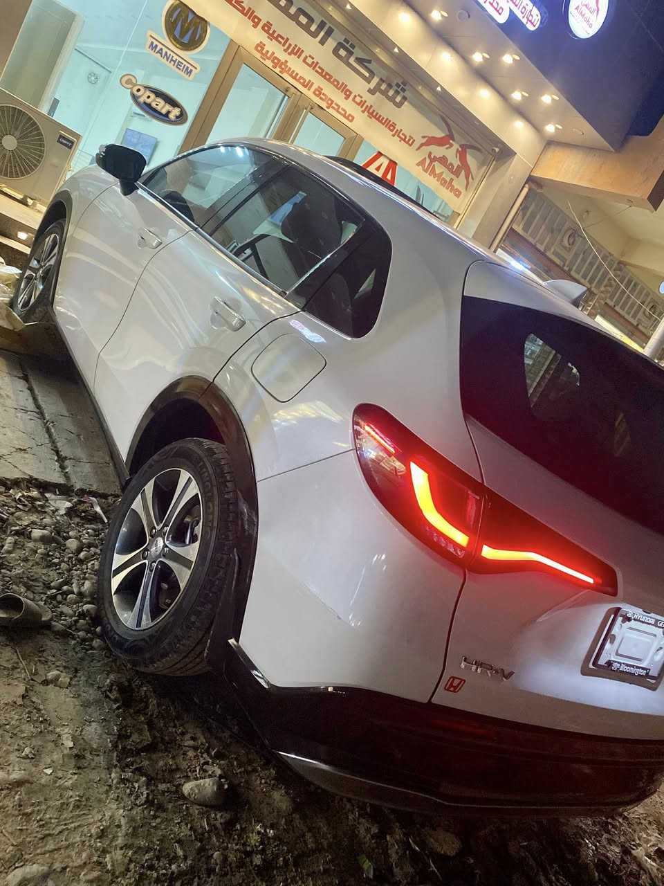 للبيع
Honda HR-V 2024 – هوندا 

📍صلاح الدين - سامراء

⸻

تفاصيل السيارة:

• ضرر جاملغ وحافة البنيد فقط

• ممشى:10 الاف

• أعلى فئة – Full Option

⸻

 المواصفات الرئيسية:

• دخول ذكي + تشغيل عن بُعد

• فتحة سقف سلايت

• كشنات جلد مع تدفئة وتحكم كهربائي

• ستيرن جلد مع تسخين (Heated Steering)

• أنظمة رادار:

 – رادار أمامي

 – رادار جانبي / نقطة عمياء

 – رادار خلفي

• حساسات أمامية وخلفية

• مرآيا بخاصية التسخين مع إشارات

• نظام مساعدة البقاء في المسار

• أنظمة أمان: ABS / مانع انزلاق /

⸻

بدون  رقم

السعر :  160 قابل للتفاوض

📞 للتواصل والاستفسار:

***********
