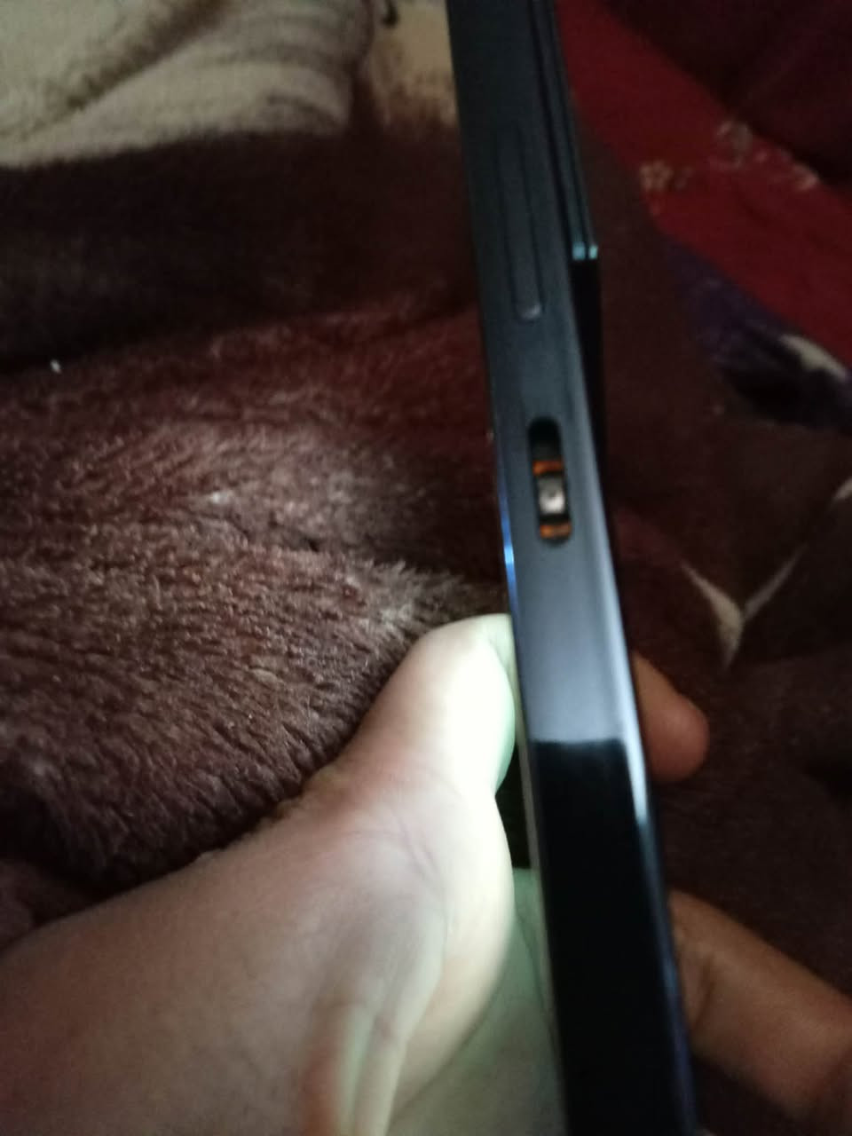 انفنكس جي تي 20 نظافه 100/100 مكفول من الشخط الدكمه إلي طفي واشغل واكعه بصمه وجه وصفه إصبع كله شغال بدون غراض السعر 200 مكاني بغداد البياع ***********
