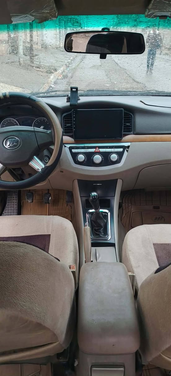 ليفان 2011 للبيع
الشرعي داخل الموصل شرط التحويل
بدون اي ضرر مع كابون بنزين 
***********
