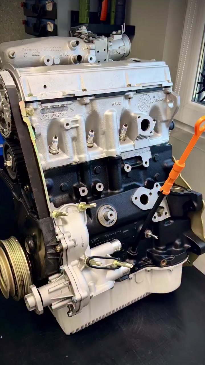 G60 Stufe 3 / 300Ps ❓

Dieser Motor wird demnächst auf dem stationären Prüfstand abgestimmt. 🔥
Alle Komponenten wurden perfekt aufeinander abgestimmt, um maximale Performance zu erreichen.

Wir sind gespannt, welche Leistung am Ende auf dem Prüfstand steht. 💪

#g60 #zylinderkopfbearbeitung #golf1tuning #tk_motorsport #g60rallye


**إذا كنت صاحب هذا الإعلان وتريد حذفه لأي سبب، رجاءا أرسل رسالة إلى الدعم الفني**