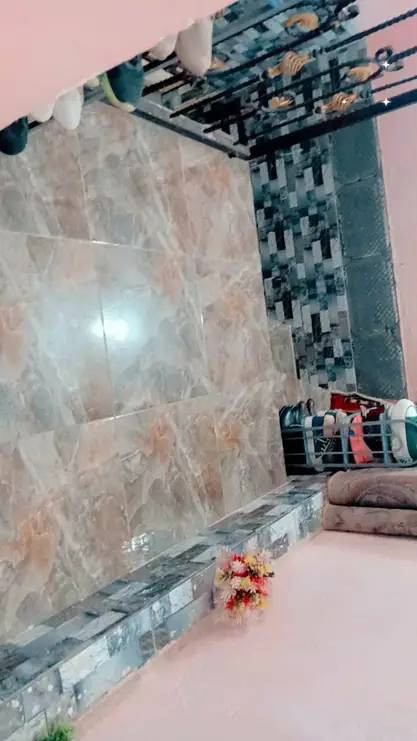 بيت للرهن 100 متر
نجف حي النداء قبل نهاية شارع المكاتب مقابل عمود 36..
... طابق ونصف...
الطابق الاول يحتوي على غرفة وصالة ومطبخ واستقبال وصحيات داخلية وخارجية..
الطابق الثاني يحتوي على غرفة وصالة وسطح..
سعر الرهن 24 مليون


**إذا كنت صاحب هذا الإعلان وتريد حذفه لأي سبب، رجاءا أرسل رسالة إلى الدعم الفني**