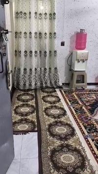 السلآم عليكم يوجد شقه طابق ثالث للبيع ترميم جديد كلش حلوه قريبه على مد...