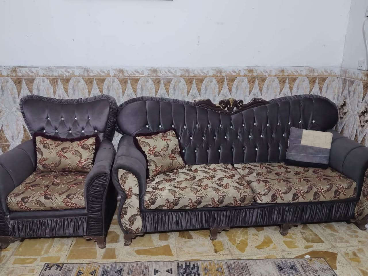 سلام عليكم تخم بعده جديد الله شاهد ثكيل مكاني كماليه سعره 350
***********
