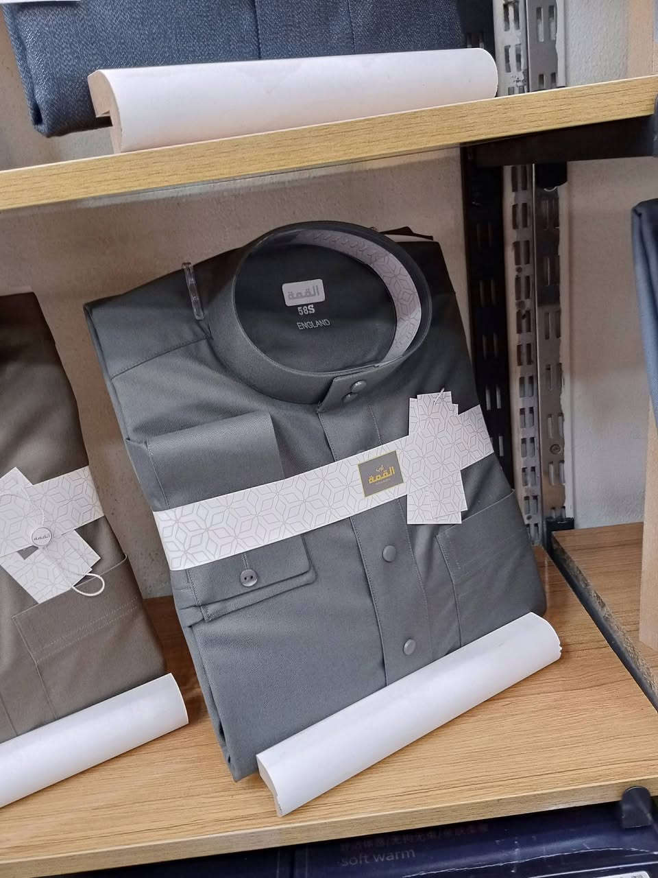 #بضاعة قبل رمضان قماش شتوي إنكليزي
#جملة +مفرد
#قطعة ب٢٢ #قطعتين ب٤٠ فقط
#جميع القياسات.والاسعار ثابته
المكان .الخفاجية قرب جامع محمد سلطان.
*********** واتساب.
***********
