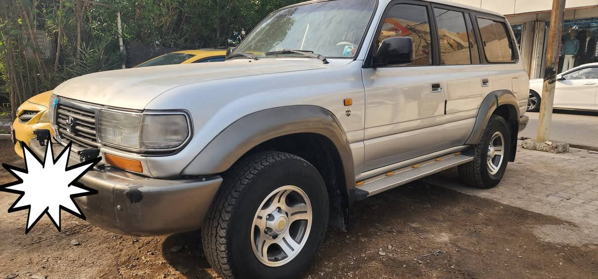 لاندكروز ليله علوي ٩٦ محرك ابلادي ٤٥٠٠ نوزل كير اوتماتيك امعمره تعمير درجه اوله لاضربه ولاكلبه تبريد شغال هذا الموسم سويته تدفئه شغاله كهربائيات شغاله رقم بغداد انكليزي بسمي 
اخوان مكلف بلانشر ماردعله التعليقات رقم صاحب السياره 
***********
