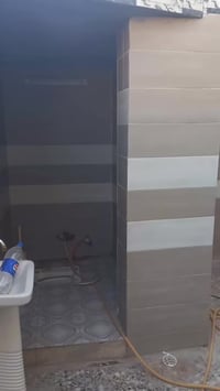 بيت للإيجار • شارع ام البنين • غرفة ١