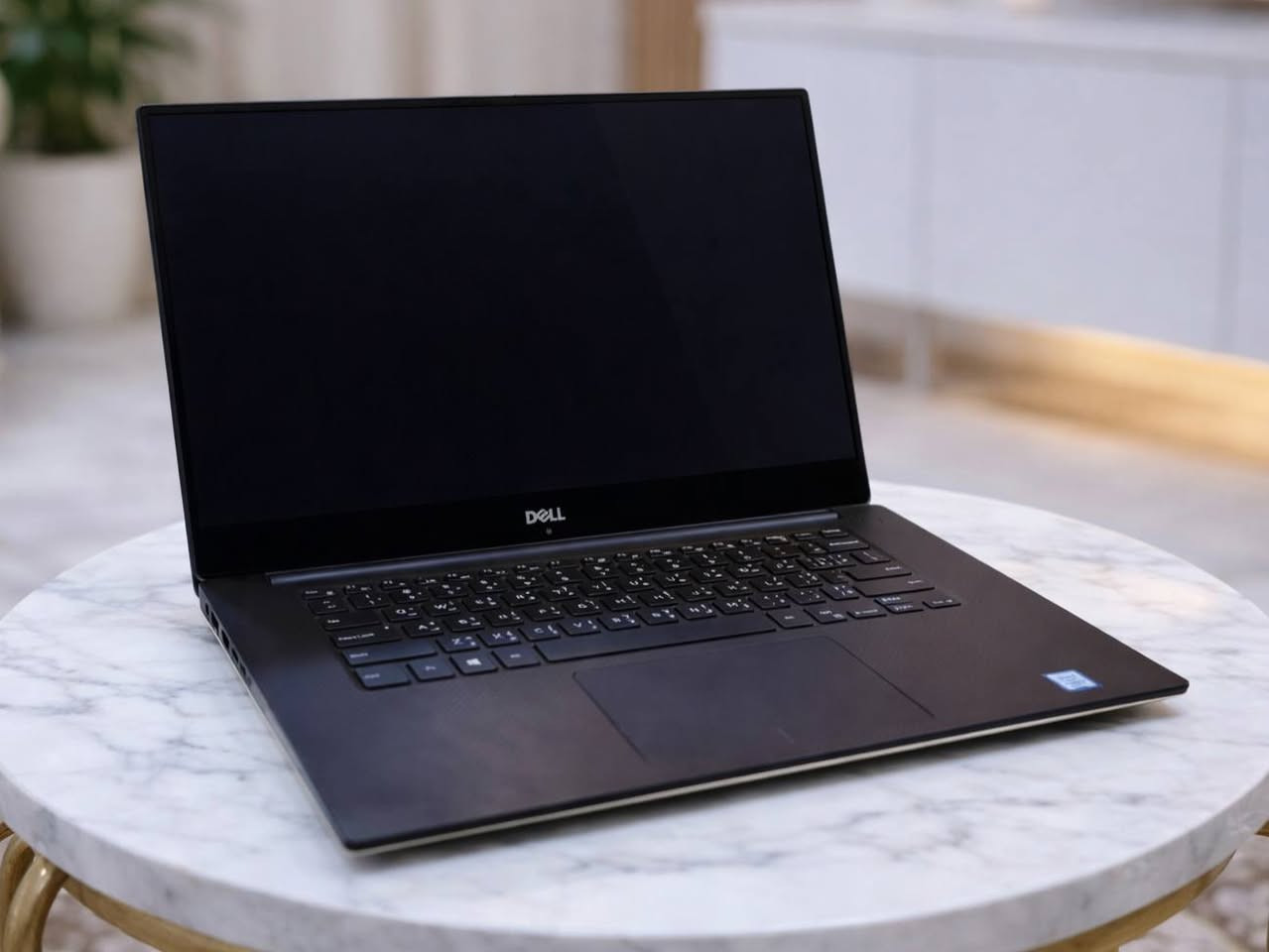 🔥 DELL PRECISION 5530 | أداء قوي للألعاب والتصميم 💻
📌 المواصفات: 🚀 المعالج: Intel Core i7-8850H
 • 6 أنوية – تيربو يصل 4.30GHz • أداء قوي جداً للألعاب والبرامج الثقيلة جدا 
🧠 الرام: 16GB DDR4 • قابل للترقية حتى 64GB
⚡ التخزين: 512GB NVMe SSD • سرعة عالية جداً في التشغيل 
🎮 كرت الشاشة: NVIDIA Quadro P20004G(خارجي قوي) Intel UHD 630 (داخلي) • مناسب جدا للألعاب مثل PUBG، GTA، Forza وأعمال التصميم والهندسة 120FPS🔥
🖥 الشاشة: • 15.6 بوصة • دقة 4K لمس سلس  • ألوان خرافية ونقاء عالي
✨ مميزات إضافية: • بصمة وجه + بصمة إصبع • كيبورد بإضاءة خلفية • Thunderbolt 3 / USB-C / HDMI • Windows 11 Pro أصلي
📦 الملحقات: ✔ الشاحن الأصلي ✔ حقيبة لابتوب ✔ ماوس + باد
🧼 الحالة: نظيف جداً (99%) استخدام خفيف
💰 السعر: 525,000 دينار عراقي (قابل للتفاوض للجادين) 📍 الموقع: النجف – الكوفة 🚚 توصيل متوفر لجميع محافظات العراق
📩 للتواصل خاص


**إذا كنت صاحب هذا الإعلان وتريد حذفه لأي سبب، رجاءا أرسل رسالة إلى الدعم الفني**