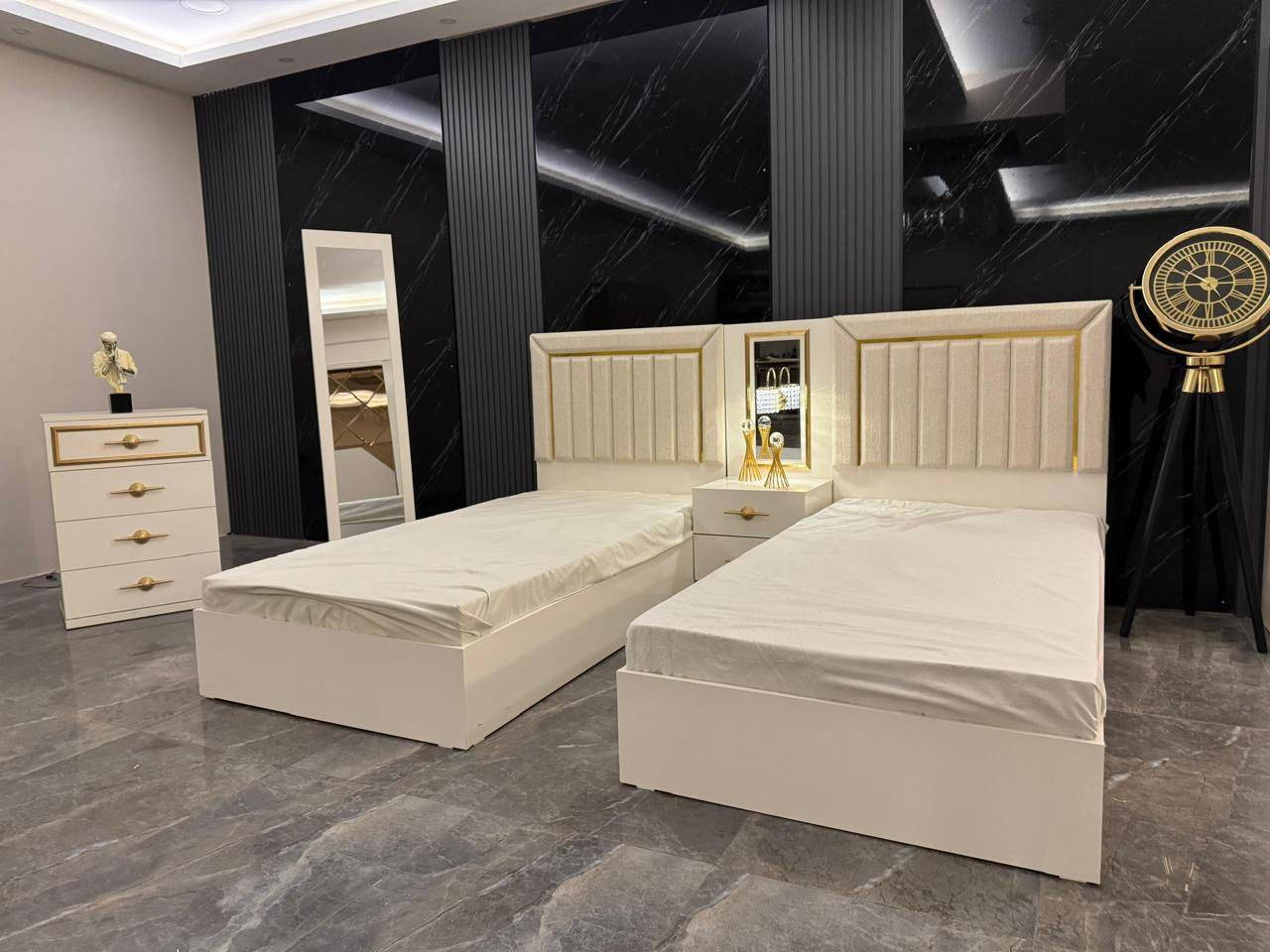 لعشاق التميز والأناقة وفرنا لكم غرفة النوم الزاوية الشبابي العصرية والجديدة كليا موديل   [ روبي ] للإستفسار مراسلة الصفحة او الإتصال على الرقم ***********👉 زورونا تجدون ما يميزكم.. تكريت القادسية شارع الكراج.
