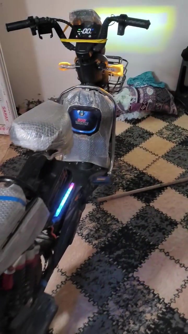 ***********
للبيع 250 قفل
