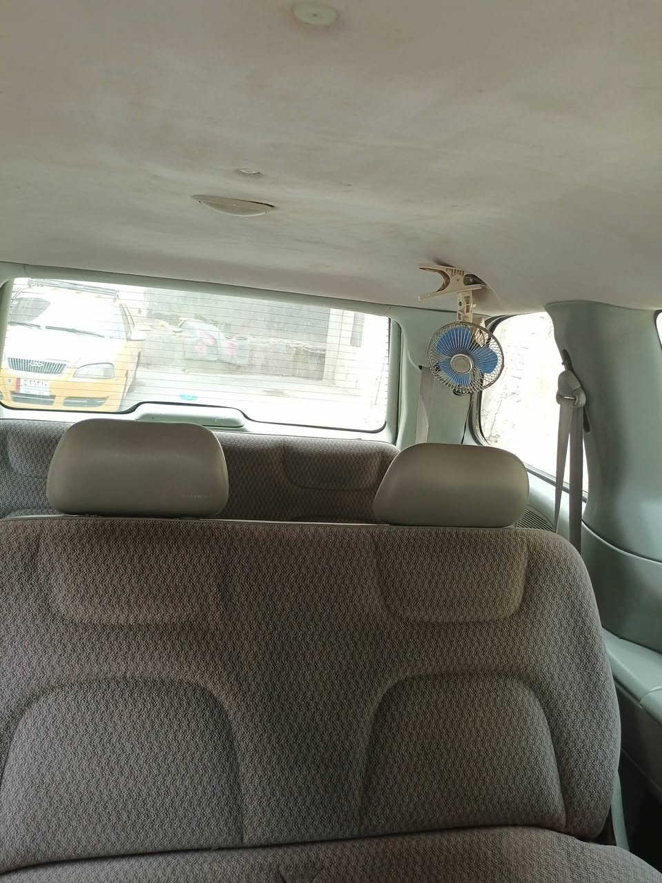 السلام عليكم ،،،،،، للبيع دوج كرفان موديل 2000 رقم بغداد دولي محرك 3000  محرك وكير ممتاز حدادية جيدة الكشر بلاد بس بي خياس  ما مسوي ،، تبريد قطعه واحده شغال عبوة بانزين جديده  السعر 42 وبي مجال مستعجل على البيع مكاني بغداد ،،، للتواصل على الرقم
***********
