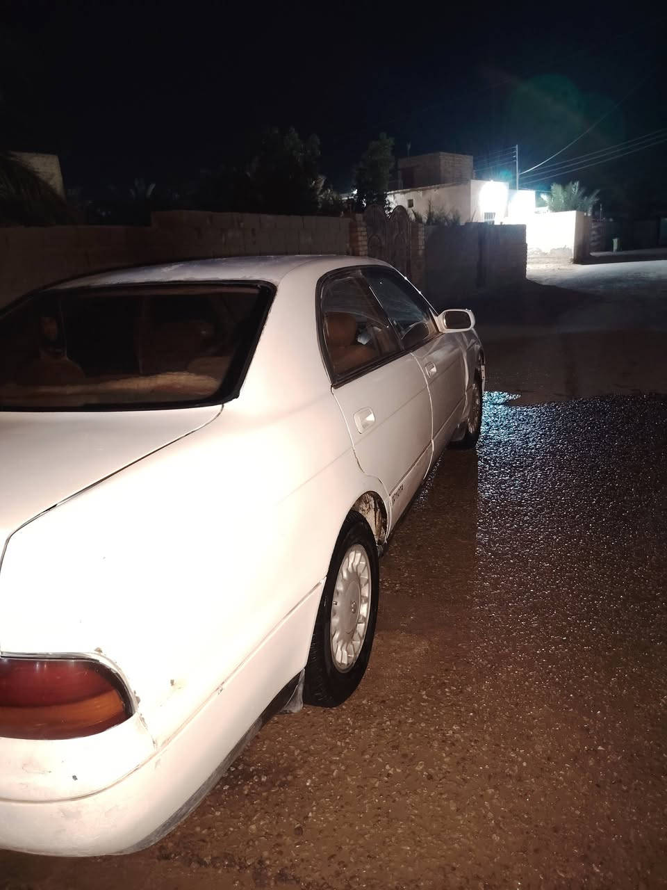 السلام عليكم ورحمة الله وبركاته سيارة بطه متصل مديل92 رقم كركوك للبيع السعر ٣٥ وبيها مجال اتصال *********** مكان ذي قار
