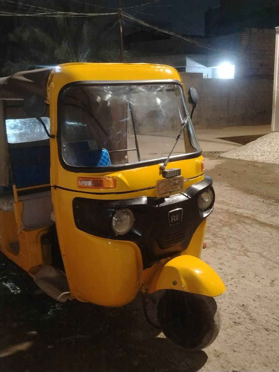 السلام عليكم للبيع موديل 2018 رقم ديالى تحويل ثاني يوم تكتك مصبوغه عام فقط الجماليه شرط بدون جريمه تكتك خير من الله محرك كير كفاله تخم تاير تكتك حلوه و ما بيها اي نقص للتواصل على الرقم ***********
