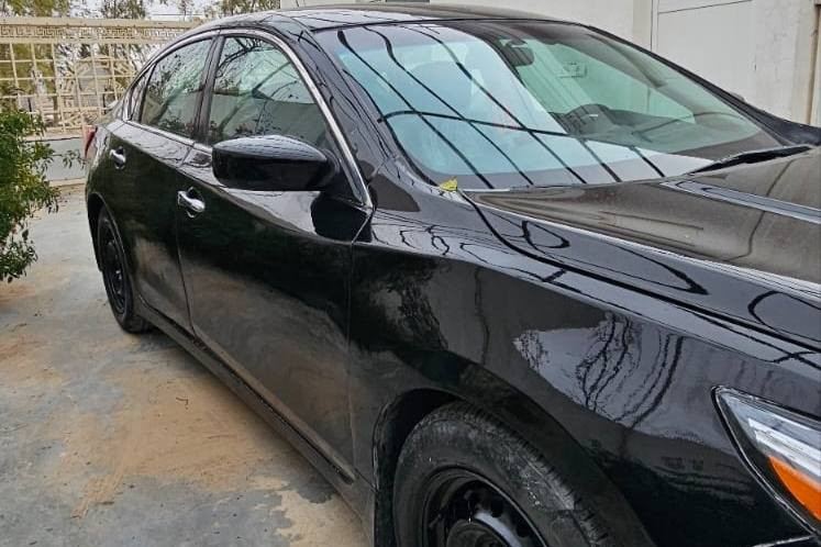 نیسان ئاڵتیما مۆدێل 2017  گێڕتۆماتیک  
چوار پارچە بۆیاغی هەیە 
پێش و پشت کەپس 
تەبریدو تەقە ڕەقە بەشەرت 
هیچ مەسرەفێکی تێدانیە 

سـعـر : لە کۆمێنت داوابکە ڕاستەوخۆ بۆت دێت 📥 

گێر و مەکیەنەی بەشەرت 
هیچ کێشەیەکی تێدا نییە 

ژمارەی خاوەنەکەی 
***********
