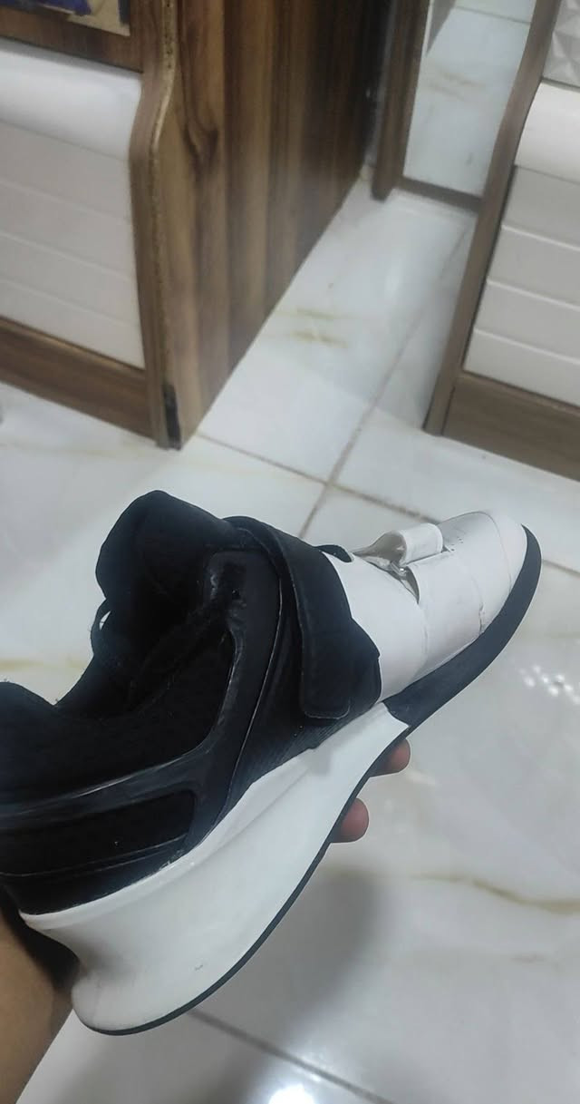 حذاء رفع اثقال ريبوك أوربي اصلي 🇪🇺 قياس 44


**إذا كنت صاحب هذا الإعلان وتريد حذفه لأي سبب، رجاءا أرسل رسالة إلى الدعم الفني**