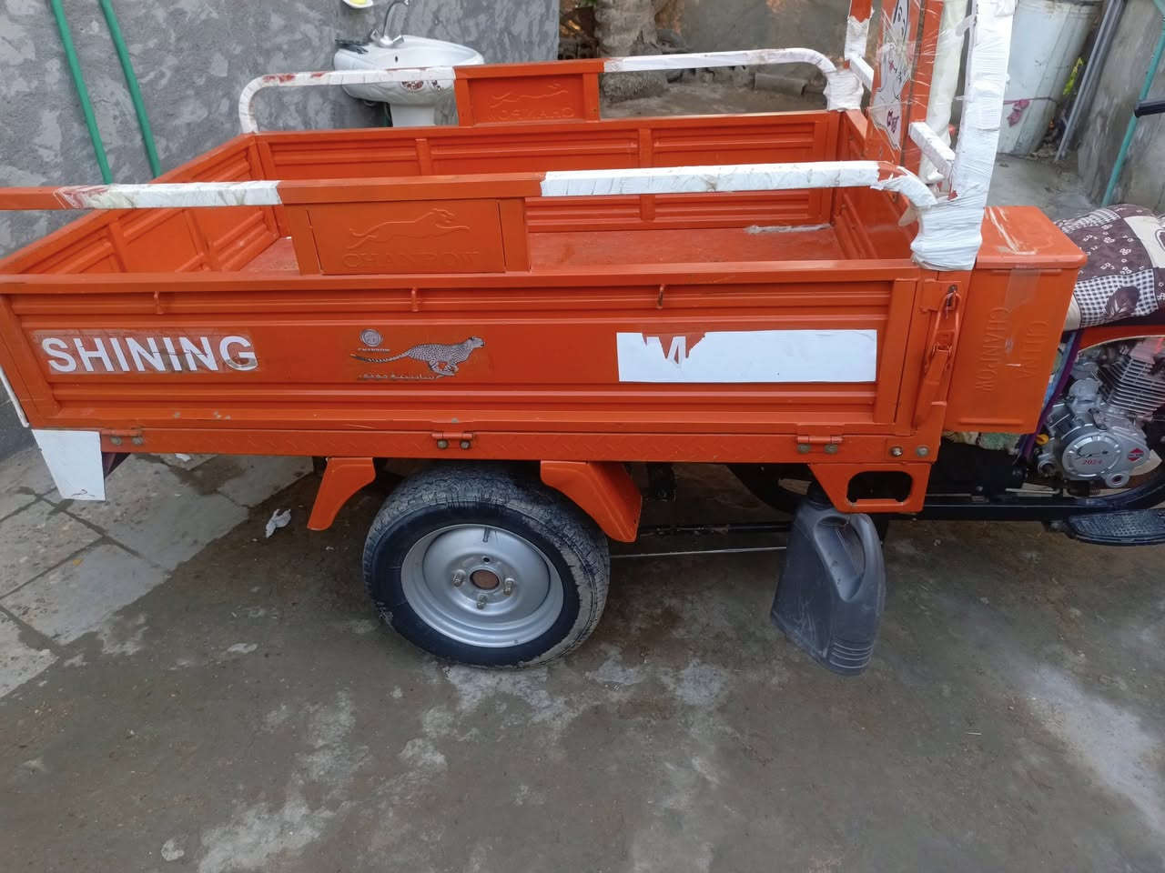 ستوته موديل 23 للبيع مقفوله كفاله عامه اوراق اصولي بها ورقه وكيل السعر مليونين و400 وي هذا رقمي خابرني ***********
