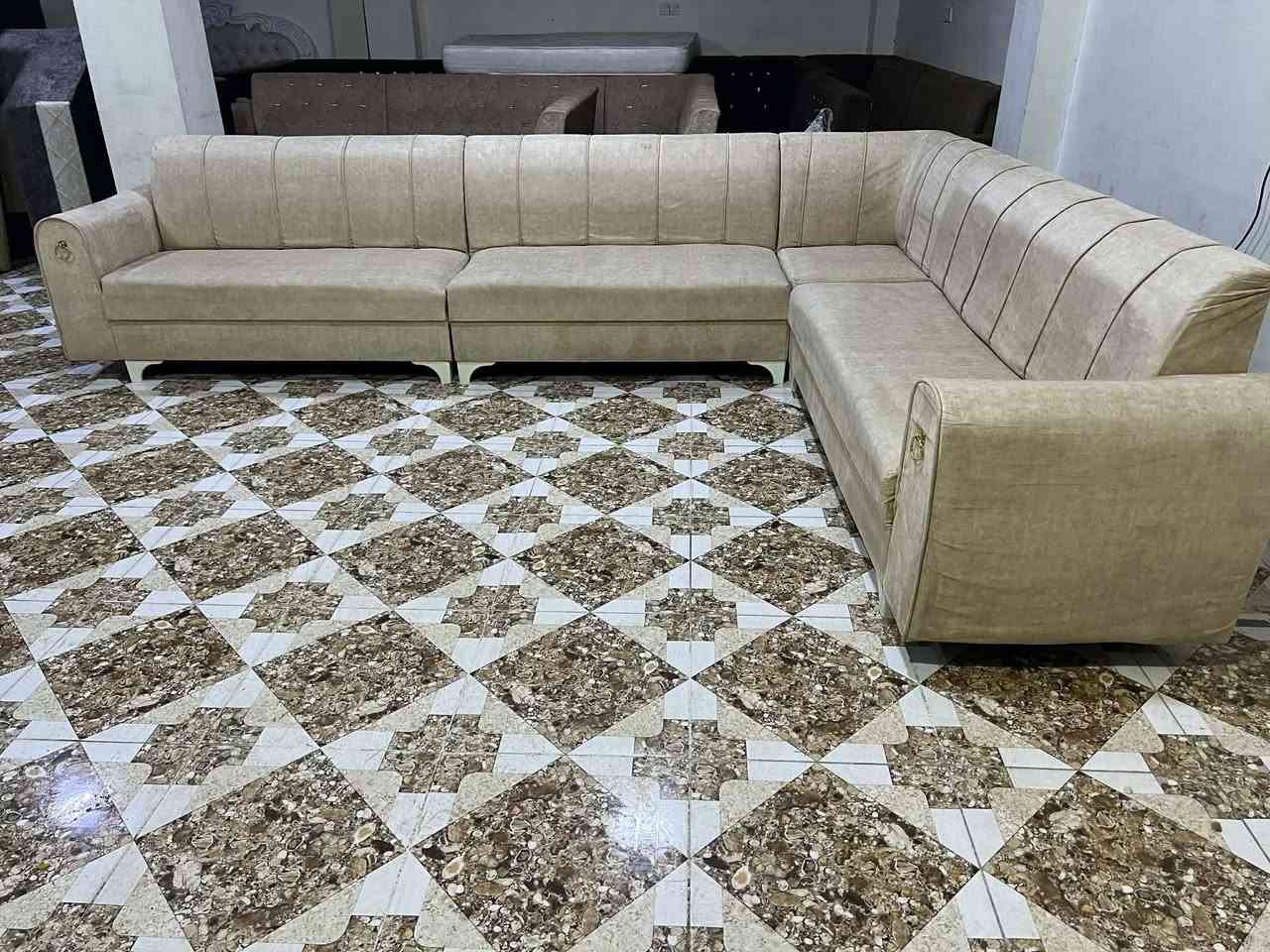 بؤ فروشتن
زور باكة بيعةيبة تابليي جوانونايابة
دةسكردةخسوسيية
١٠ نةفةريية
***********
