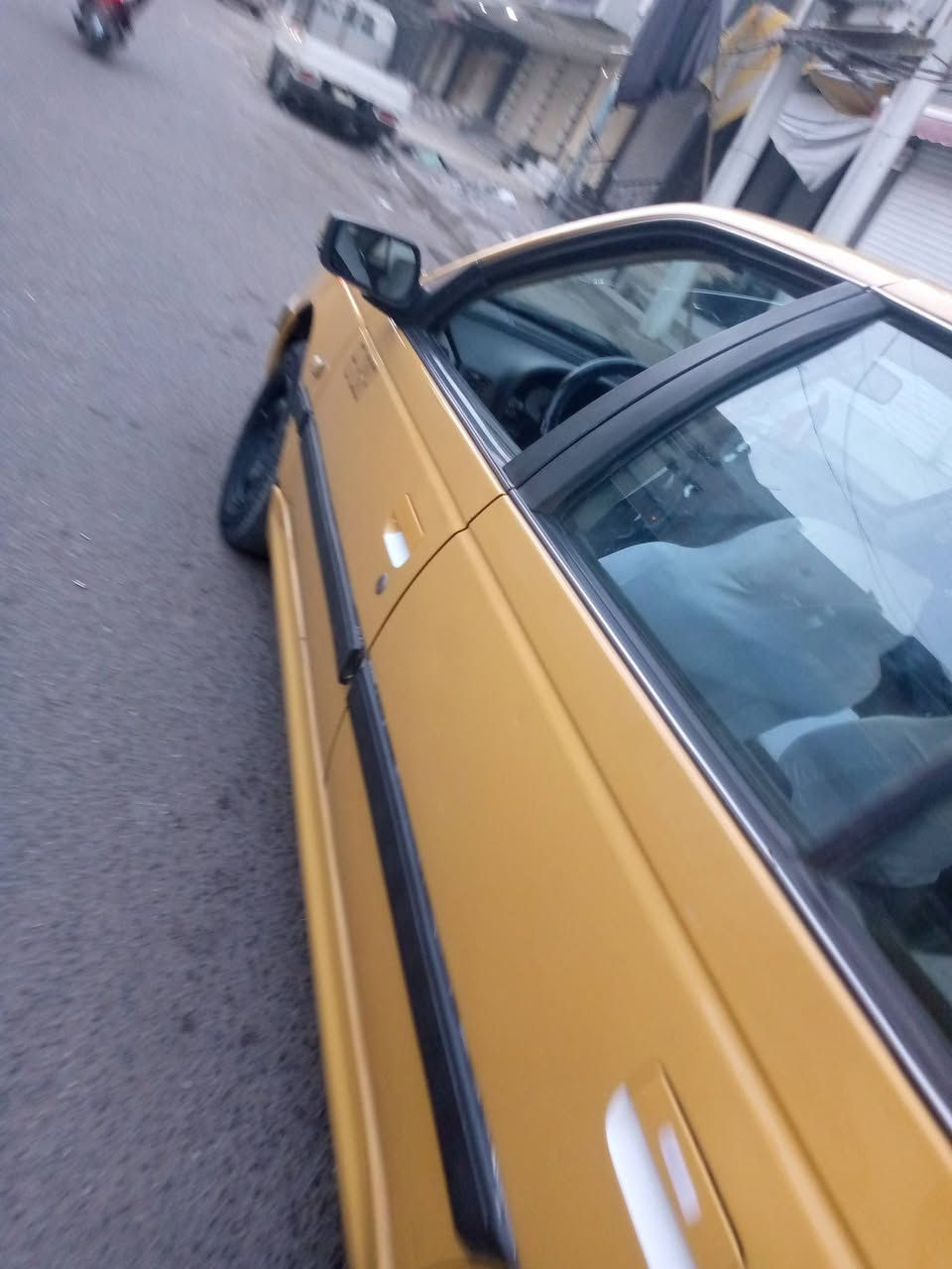سلام عليكم بيجو باص للبيع موديل الفين وخمصطعش رقم انكليزي سيارة جاهزة الشارع رقم الهاتف ***********

