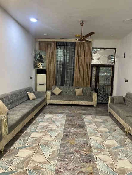 بيت بمنصورية يم الأقواس طابو اسهم  طابقين 
خلف مجمع القضاة 
قرب شيخ حسام 
مساحه 300 متر
طابق الاول 
غرفه + غرفه مع مجمع صيحات + مطبخ حار منعزل + مطبخ بارد مع صاله + استقبال + صاله كبيره 
طابق الثاني 
غرفه مع مجمع صحيات + صاله كبيره 
+ سطح

ستفسار 📞***********
ستفسار ☎️***********

سعر بيع 350 وبيه مجال شراي
