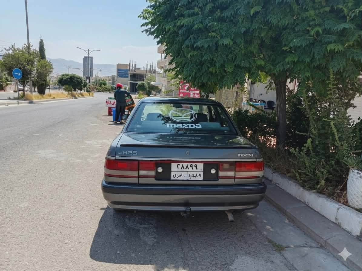 السلام عليكم
مازدا٨بەخ گێڕو مەکینە بەشەرت تازە تەشڤیت کراوە 
مەسروفێکی باشی تیاکراوە بەشەرتی سەنەویو ئەوەلیات 
ماڵێکی زۆر جوان تایە ی تازەیە بەس نۆزڵە کانی تێستێکی ئە وێت 
***********
سلێمانی/سەر شەستی ئابڵاخ
