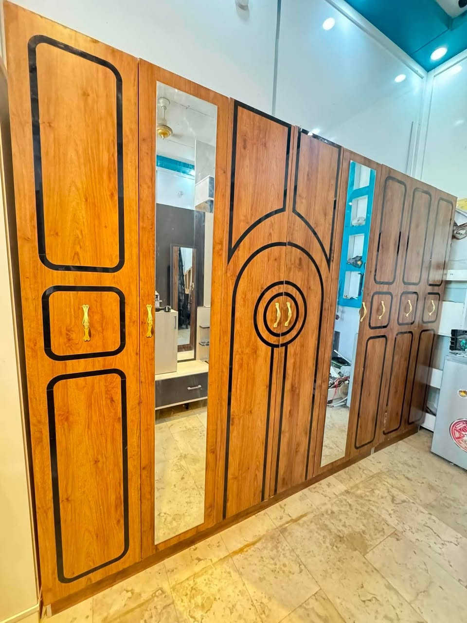 غرفه تركيه ٦ قطع
ب٥٠٠ نضافه فول


**إذا كنت صاحب هذا الإعلان وتريد حذفه لأي سبب، رجاءا أرسل رسالة إلى الدعم الفني**
