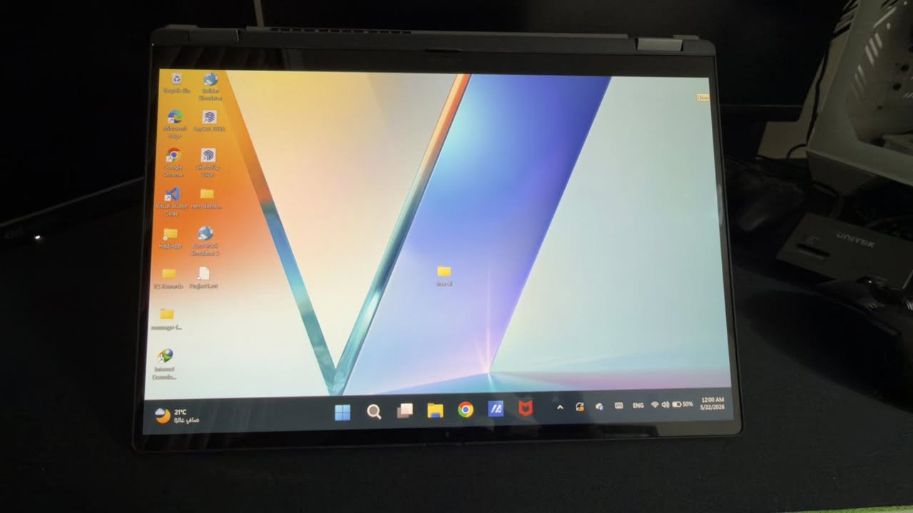 سلام عليكم لابتوب Asus vivobook 14 inch flip للبيع
من رخصة الادمن

الجهاز اشتريته جديد قبل 3 اسابيع و مستعمله بس اسبوع واحد مواصفاته

المعالج.  Intel ultra7 

كرت الشاشه.  Intel ARC

الرامات 16gb ddr5

التخزين 512 gb m.2

الشاشه Oled 14 انج لمس و قلابه يعني يصير ايباد و تحتوي على فتح القفل ببصمة الوجه 

البطاريه تضل لحد 28 ساعه 

الشاحن مالته بقدرة 60 واط type-c 

الجهاز يجي ويا قلم للشاشه اللمس

الجهاز سلس بالاستخدام كلش و شاشته كلش واضحه الوانها 

ملحقاته كامله مكمله والجهاز اخو الجديد 

السعر اني اخذته بمليون و 600 و هسه رايده بمليون و 400 قفل مابي مجال و يوجد توصيل لكل المحافظات مجاني

 و شكراً


**إذا كنت صاحب هذا الإعلان وتريد حذفه لأي سبب، رجاءا أرسل رسالة إلى الدعم الفني**