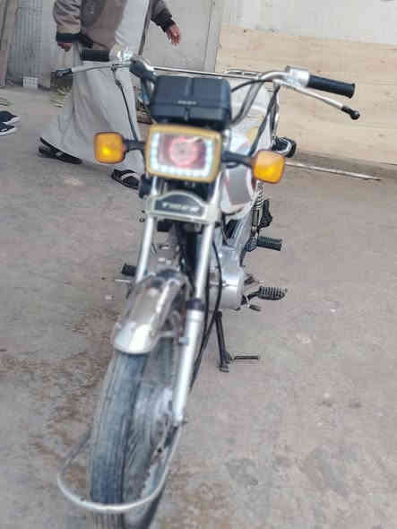 تايكر 22 كامله كهربائيات كله شغال اوراق بيه 5 الدراجة نص هندر تشتغل مكينه خير من الله ♥السعر قفل 450 للاستفسار *********** عنوان تقاطع ااصويره
