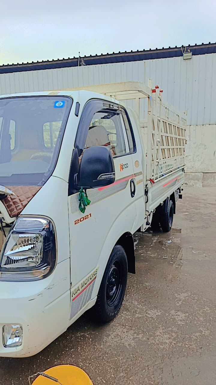 السلام عليكم كيه للبيع موديل 21سياره نظيفه كير محرك خير من الله تبريد شغال وتخم تاير صدر كله جديد السعر 128وبيه مجال اتصال على الرقم ***********مكان السياره بغداد
