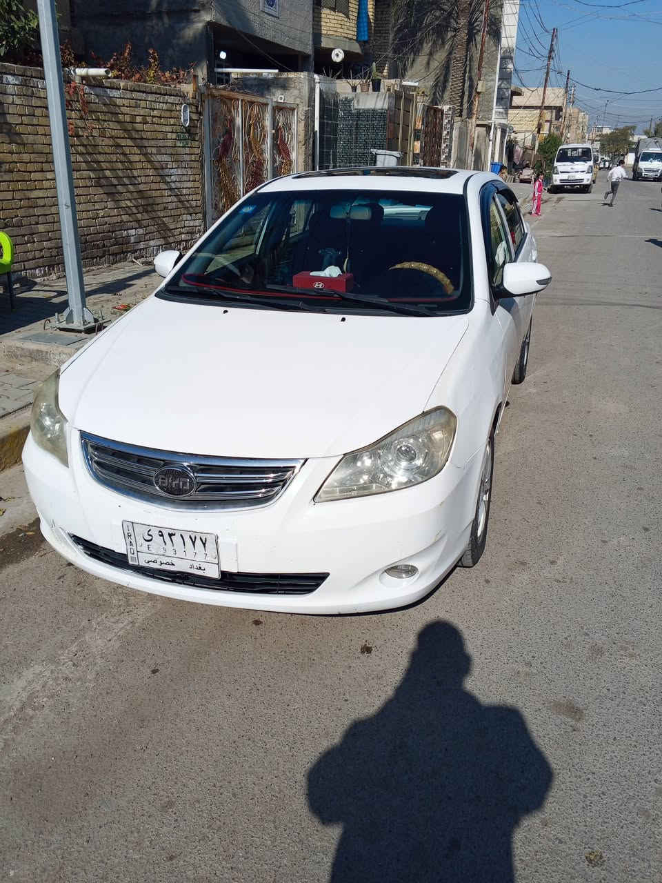 السلام عليكم اخوان بي واي دي ٢٠١٣اتو جاهزه من كلشي حساسات سلايت روف مري كهربائيه كير محرك مكفول تبريد فول على الفحص يعني ماكو اينقص حداديات وين اتريد اطلع تراي بصره اربيل بيهل فعصات قليله يم الصندوك تعديل البارد بين بلفديو تحياتي للجميع *********** السعر ٥٥ ورقه
